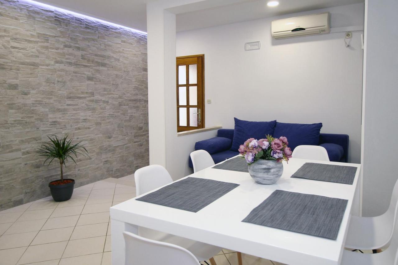 Apartments Miovic Molunat Extérieur photo